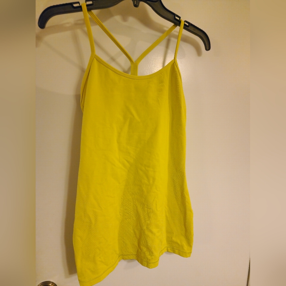 Lululemon power y tank size 6